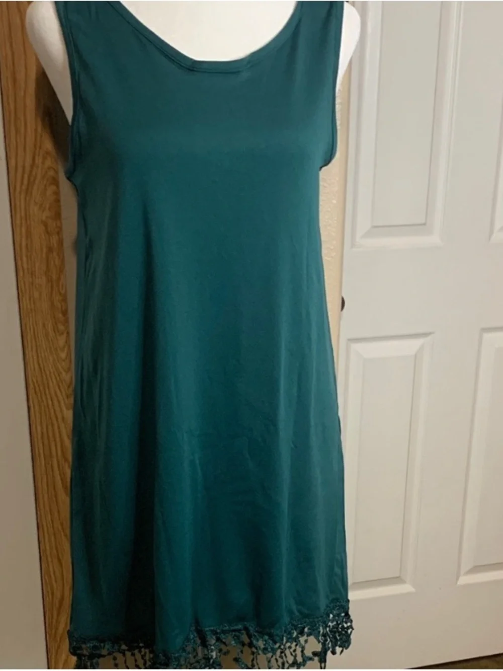 BOHO Crochet Hem Sleeveless Tank Dress Hunter Green - Picture 3 of 7